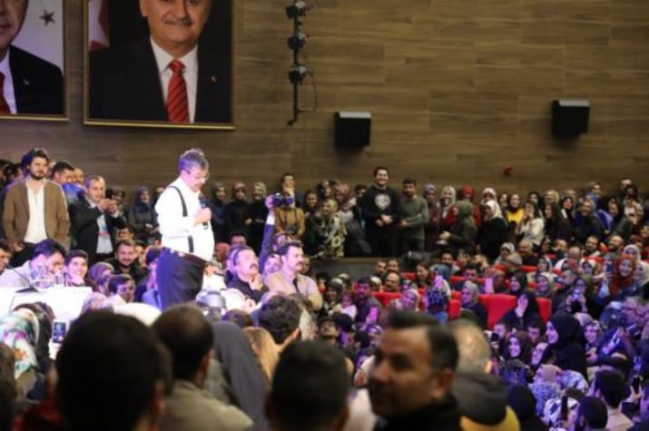 Hayati İnanç’tan “Aile ve Gençlik” Konferansı